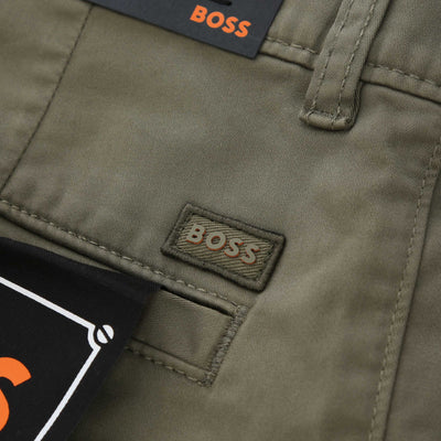 BOSS Chino Regular 1 Chino in Khaki Logo