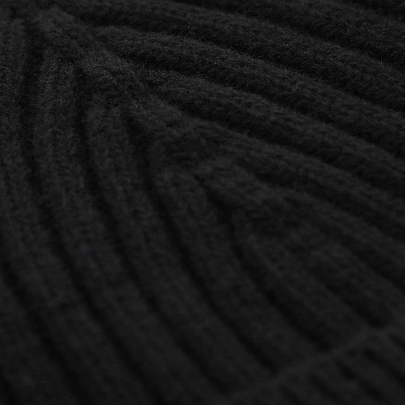 Herno Beanie A Coste In Lana Beanie Hat in Black Detail