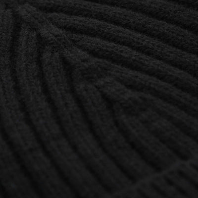 Herno Beanie A Coste In Lana Beanie Hat in Black Detail