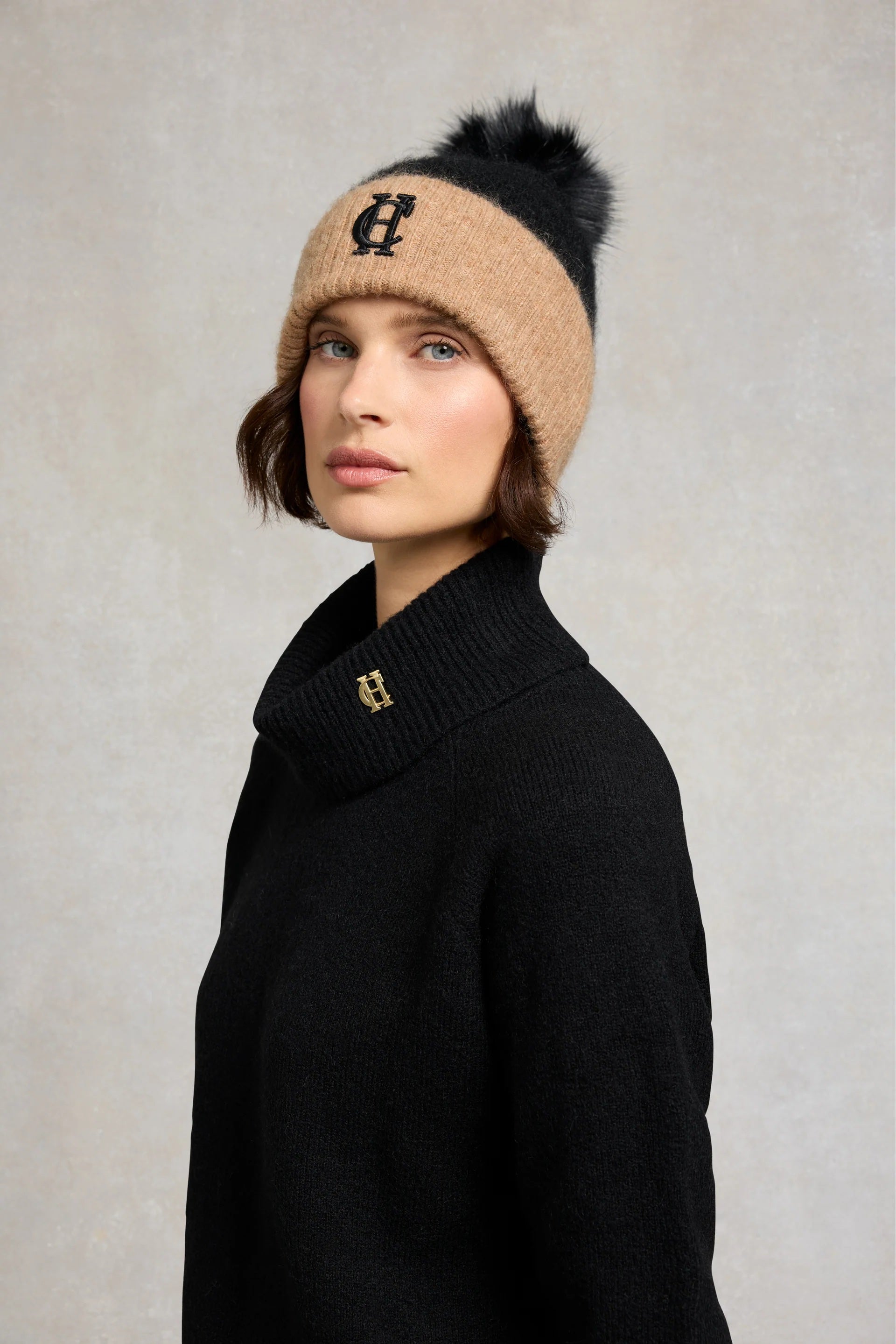 Holland Cooper Chelsea Ladies Bobble Hat in Black