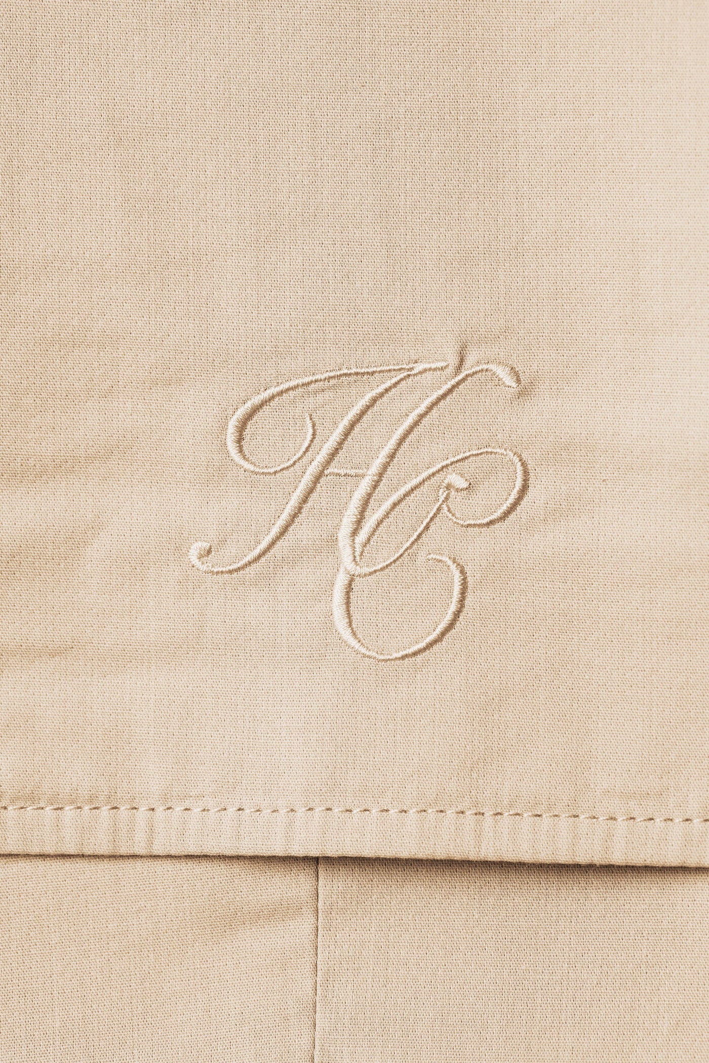 Holland Cooper Collarless Trench Gilet in Stone Logo