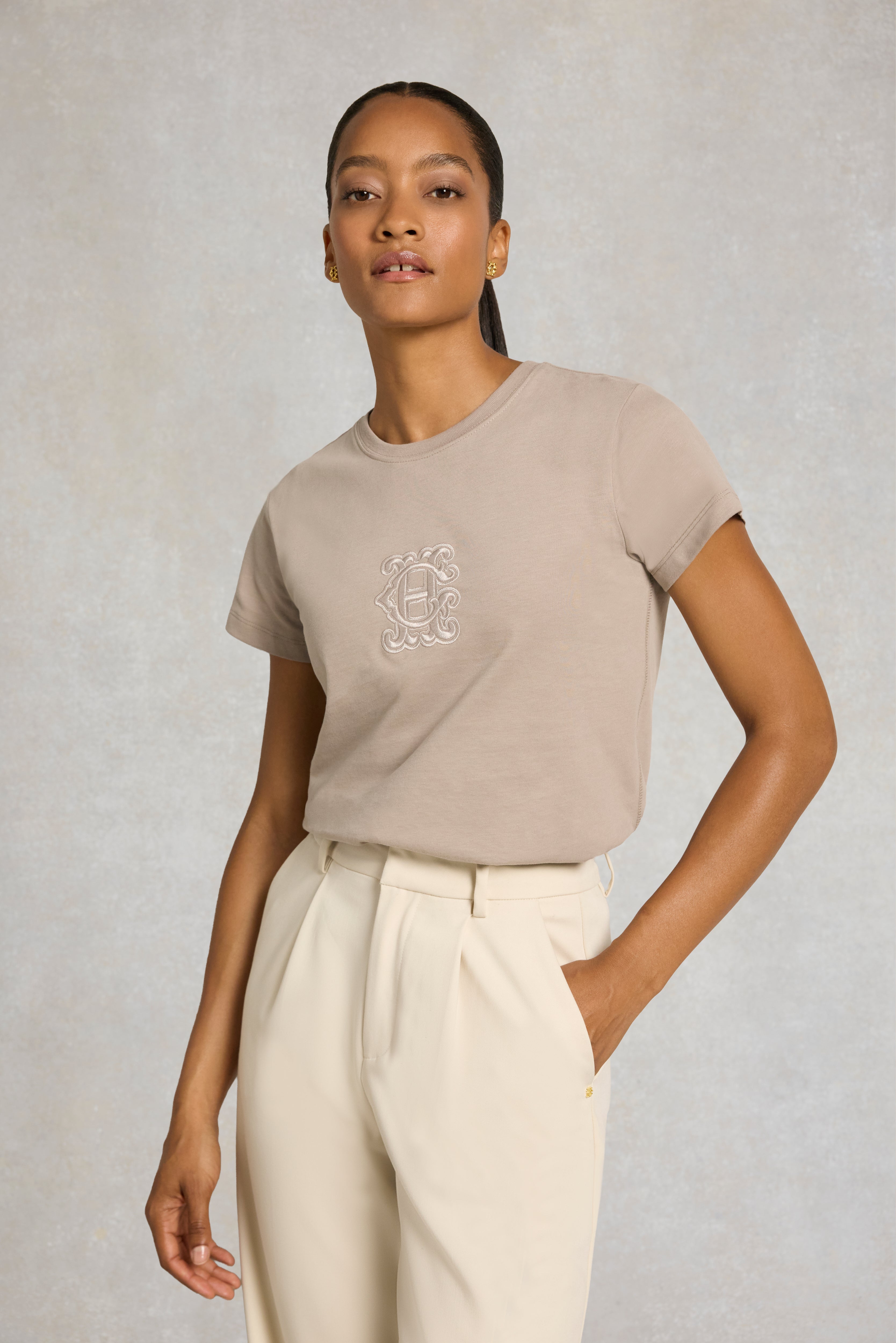 Holland Cooper Ivy League Tee in Porcini
