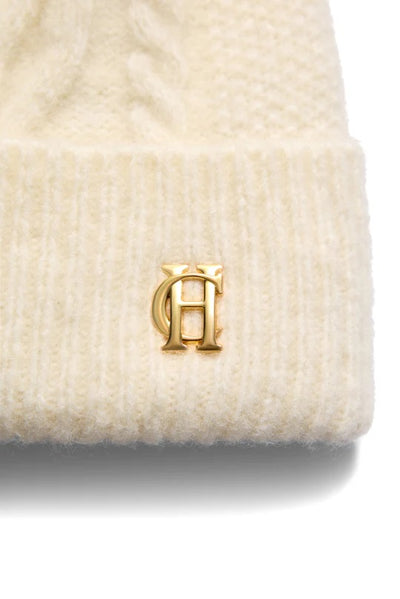 Holland Cooper Sloane Cable Ladies Bobble Hat in Cream Logo