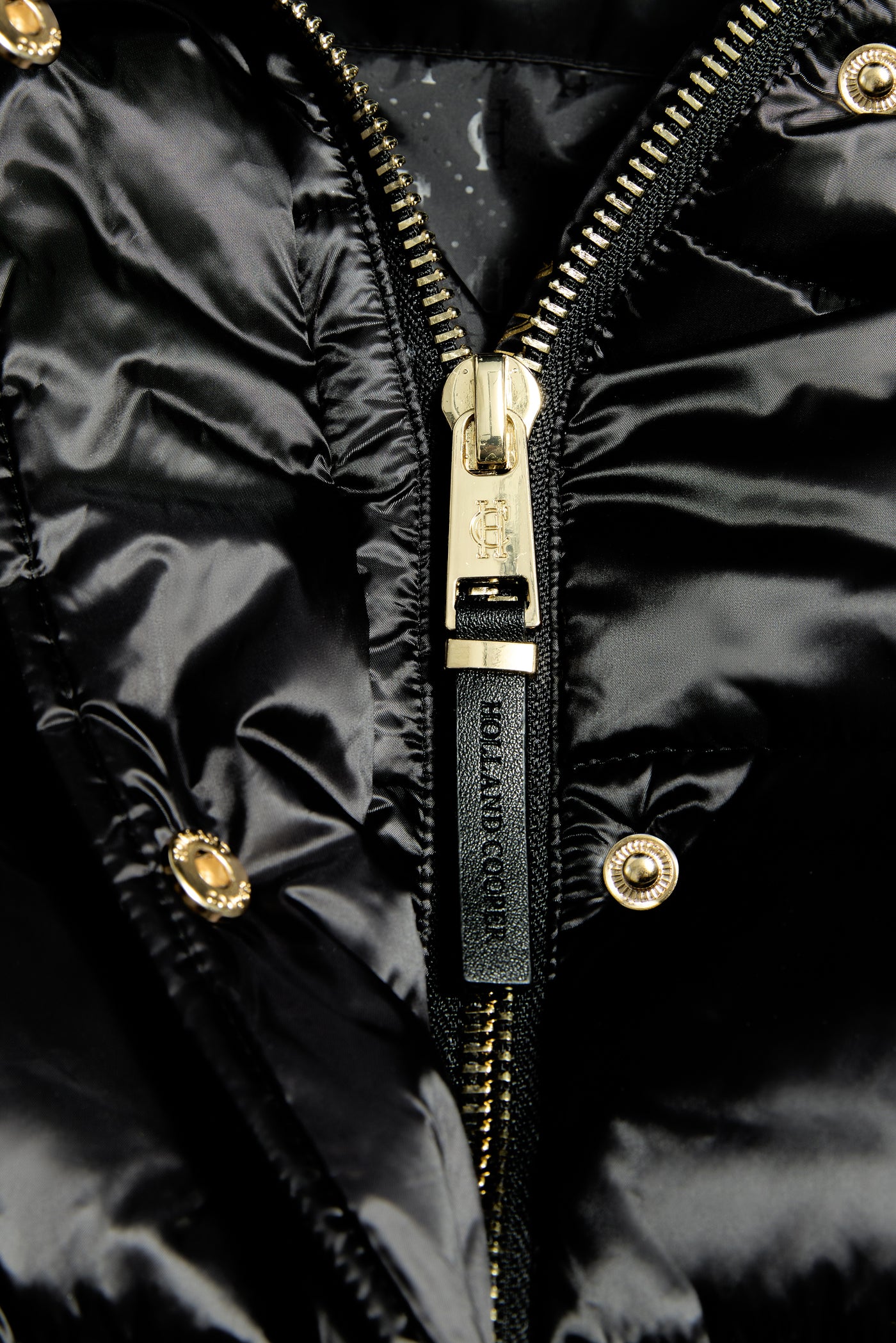 Holland Cooper The Arosa Coat in Black Zip