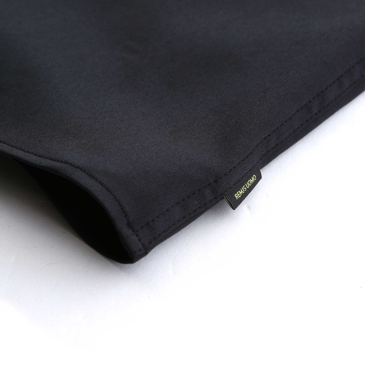 Remus Uomo 2 Way Stretch SS Shirt in Black Logo Tab