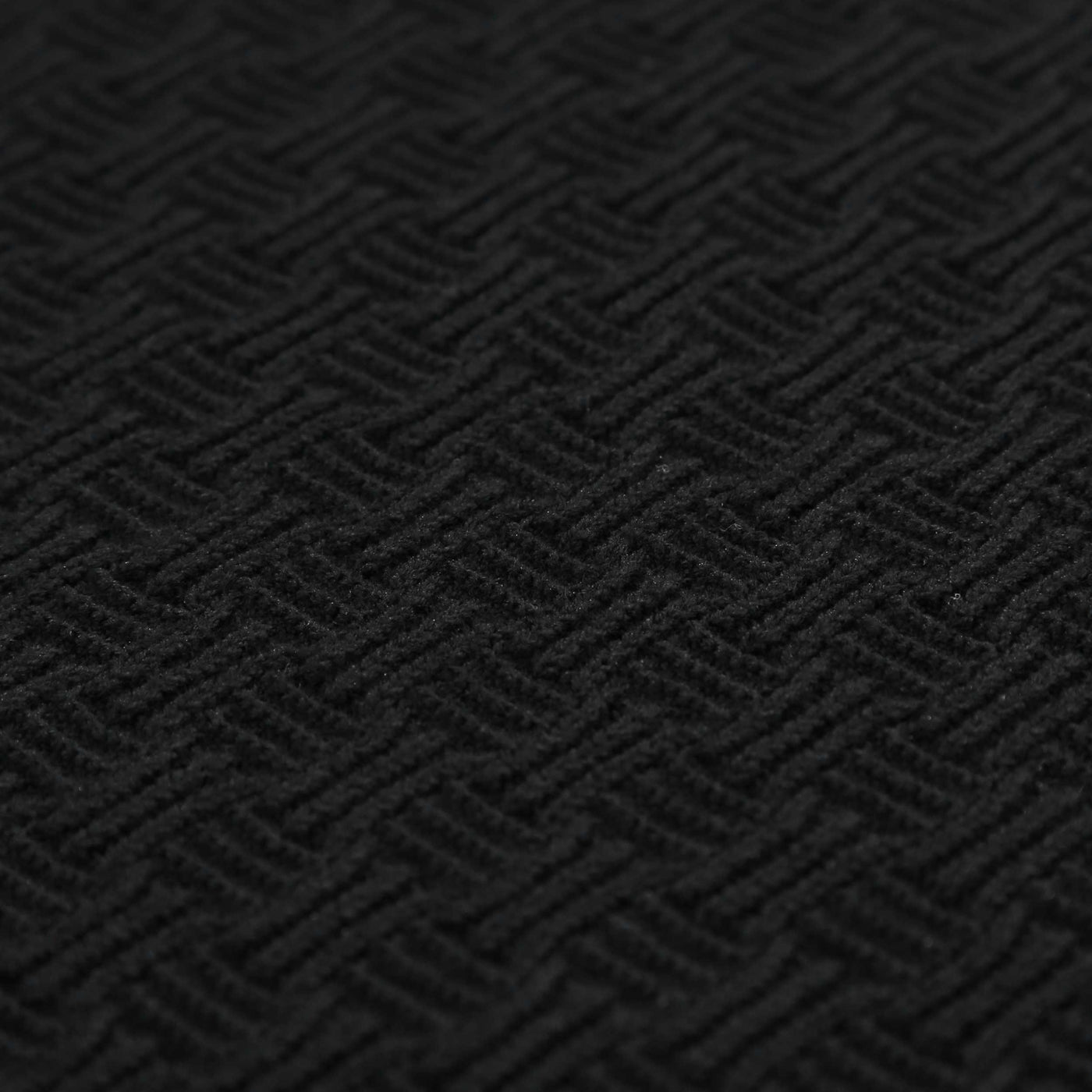 Seinse Pattern Crew Neck Knitwear in Black Pattern