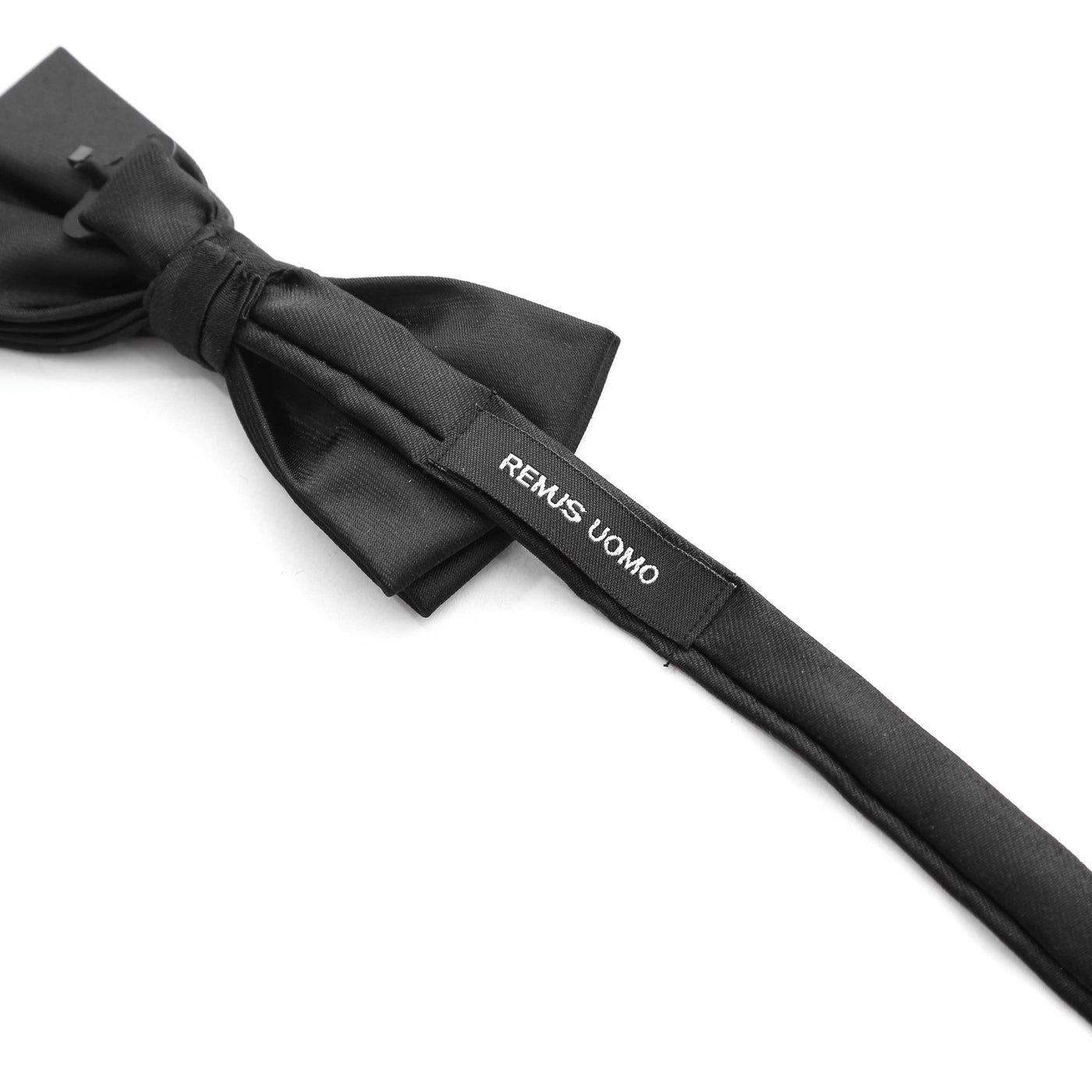 Remus Uomo Microfibre Bow Tie in Black