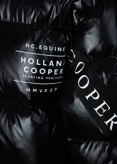 Holland Cooper Camden Longline Puffer Jacket in Black Logo
