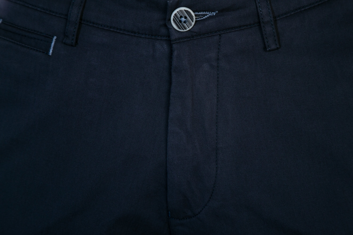 Remus Uomo Cotton Stretch Short in Navy I Remus Uomo I Norton Barrie